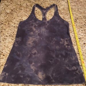 Lululemon Cool Racerback Tank Nulu dark pattern